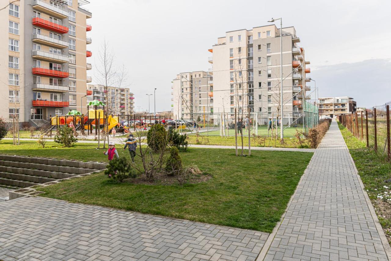 Apartament Belles Roses Brasov Lägenhet Exteriör bild